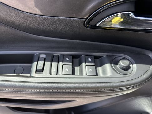 Used 2018 Buick Encore Preferred FWD image 15