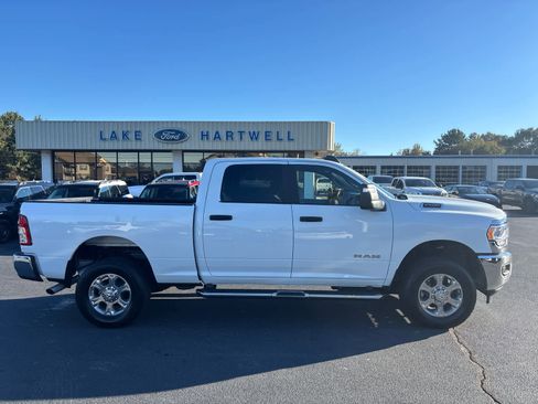 Used 2024 RAM 2500 Big Horn image 24