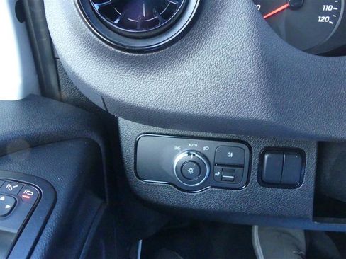 Used 2023 Mercedes-Benz Sprinter 1500 image 17