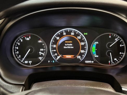 Used 2019 Buick LaCrosse Essence w/ Sights and Sounds Package image 28