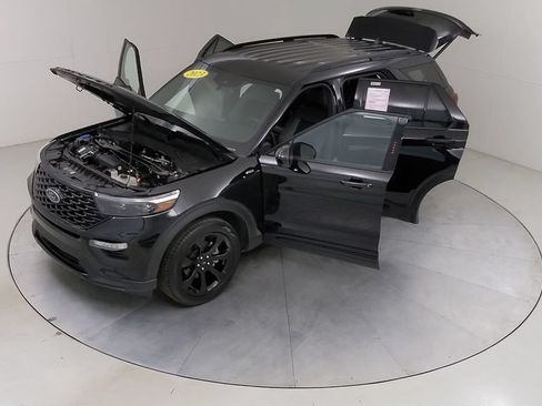 Certified 2023 Ford Explorer ST-Line AWD/4WD image 60