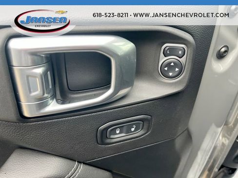 Used 2021 Jeep Gladiator Overland w/ LED Lighting Group image 22