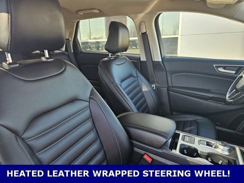 Used 2022 Ford Edge SEL w/ Convenience Package image 12