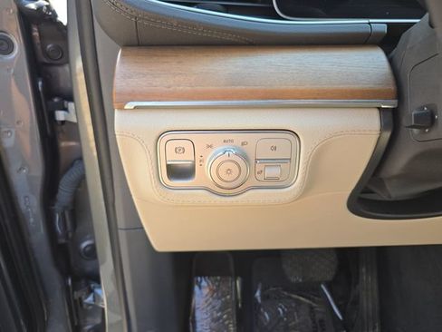 Used 2020 Mercedes-Benz GLE 350 4MATIC image 35