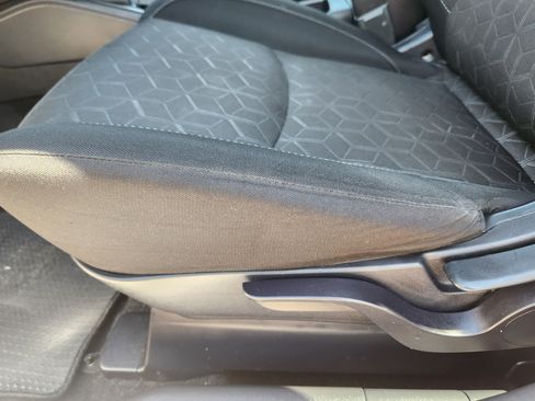 Used 2020 Mitsubishi Outlander Sport SE AWD/4WD image 17
