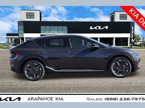 New 2025 Kia EV6 Light w/ Light LR Technology Package image 1