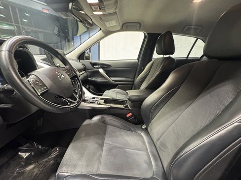 Used 2024 Mitsubishi Eclipse Cross AWD image 19
