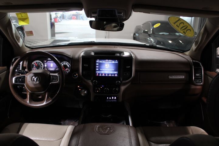 Used 2021 RAM 1500 Laramie AWD/4WD image 2