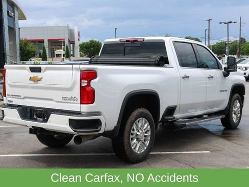 Used 2023 Chevrolet Silverado 2500 High Country w/ Z71 Off-Road Package AWD/4WD image 3