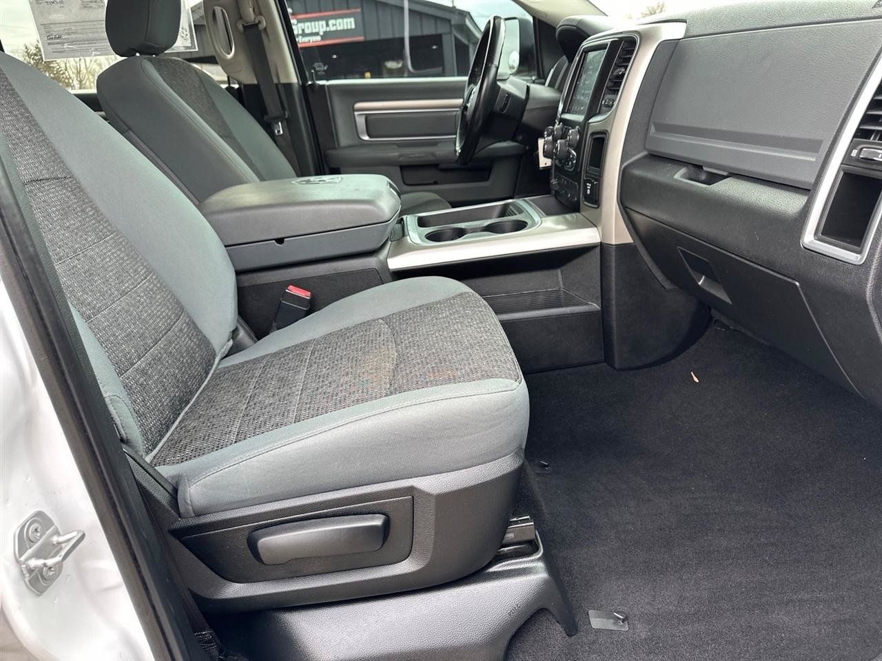 Used 2018 RAM 1500 Outdoorsman AWD/4WD image 25