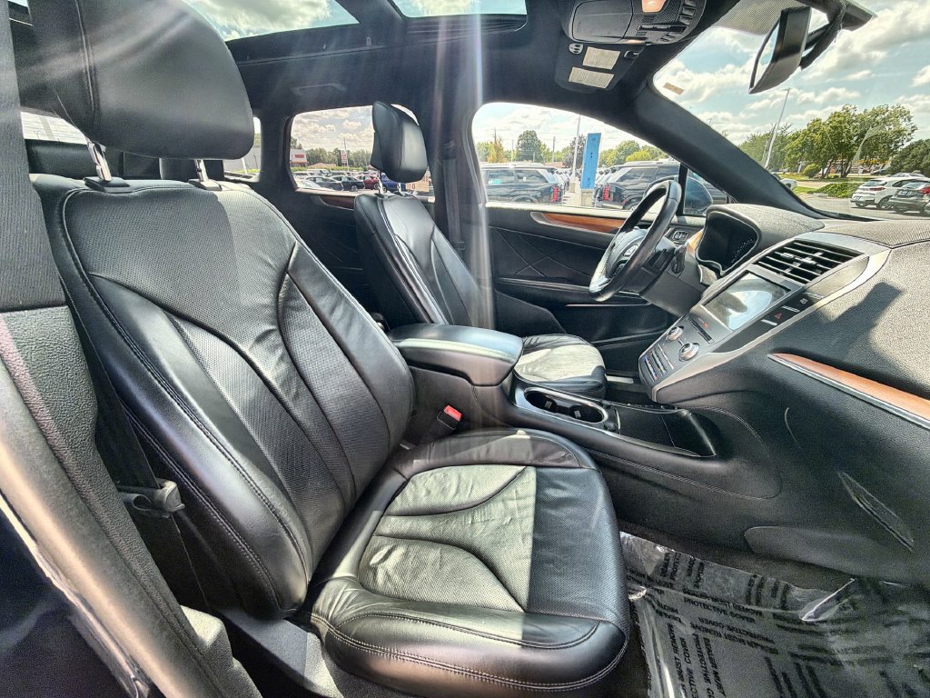 Used 2017 Lincoln MKC Reserve AWD/4WD image 23