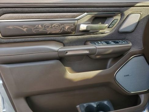 Used 2025 RAM 1500 Limited image 24