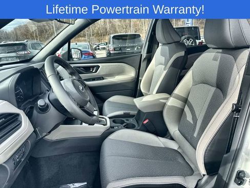 New 2025 Subaru Forester Premium w/ Convenience Package #1 AWD/4WD image 19