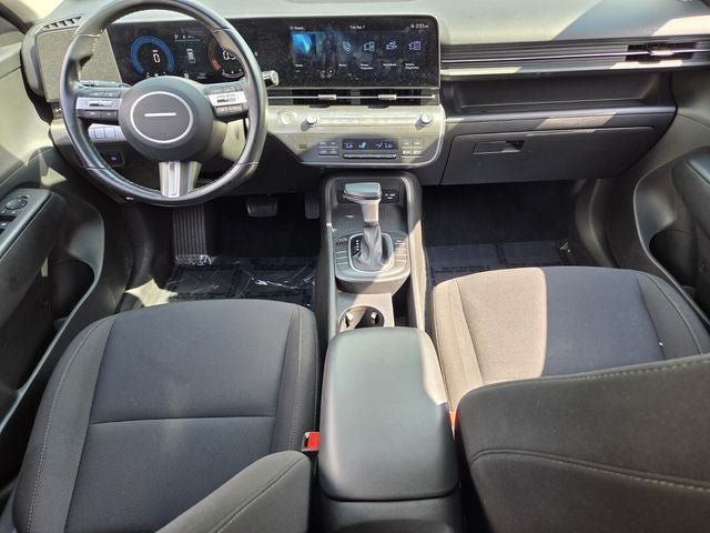 Used 2025 Hyundai Kona SEL FWD image 13