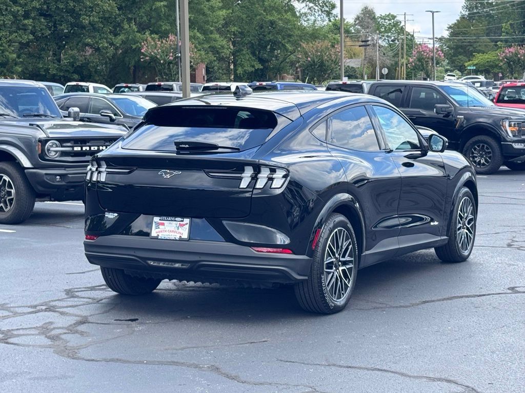 Used 2025 Ford Mustang Mach-E Premium RWD image 17
