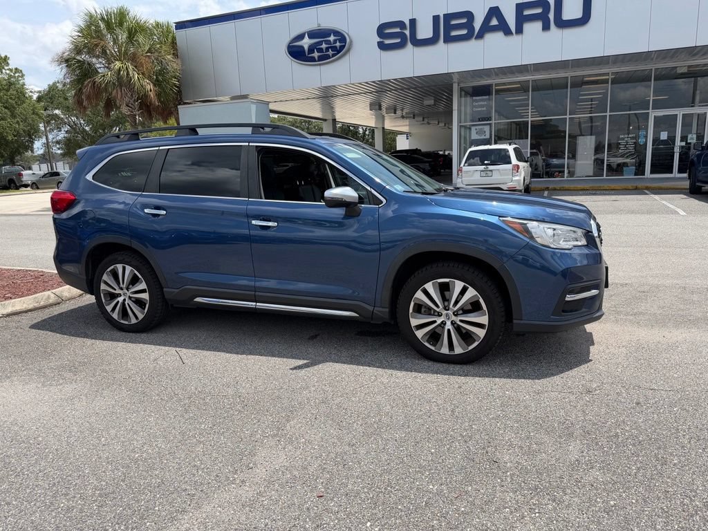 Used 2022 Subaru Ascent Touring AWD/4WD image 1