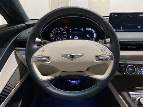 Used 2024 Genesis G80 image 10