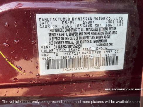Used 2024 Nissan Sentra SV FWD image 19
