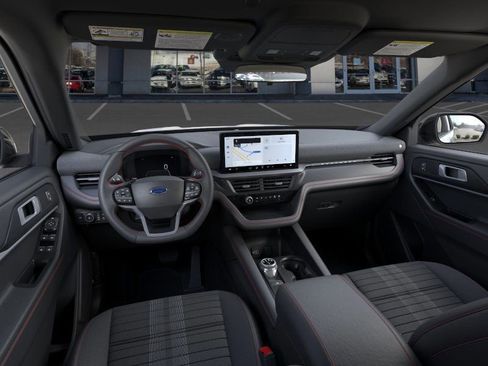 New 2026 Ford Explorer ST-Line w/ ST-Line Street Pack AWD/4WD image 9