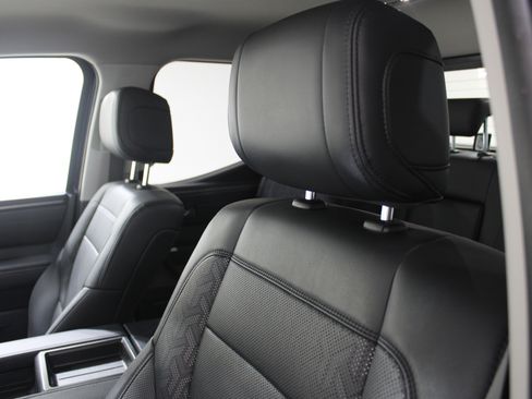 Used 2022 Toyota Tundra SR5 image 5