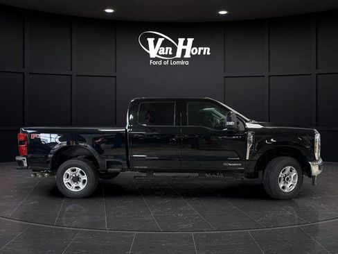 New 2026 Ford F250 XLT w/ XLT Premium Package image 2