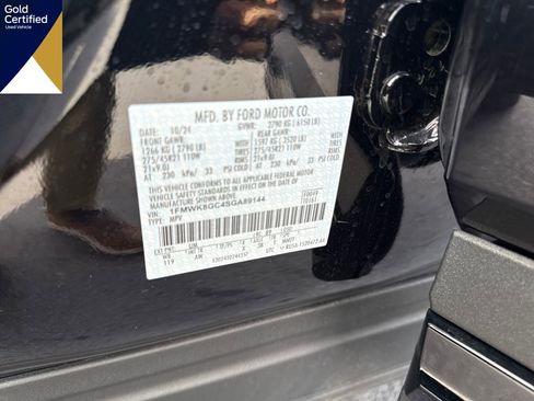 Used 2025 Ford Explorer ST image 36