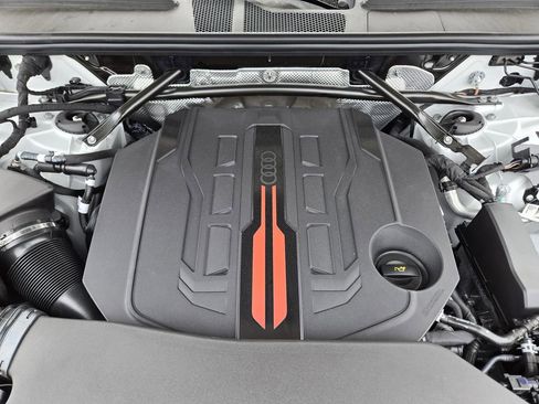 New 2025 Audi SQ5 Premium Plus image 33