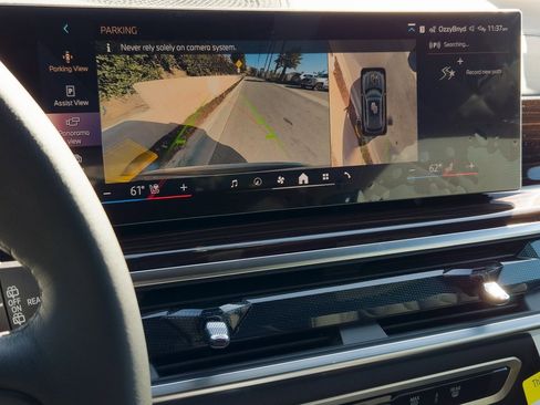 New 2026 BMW X5 xDrive40i w/ Climate Comfort Package image 14