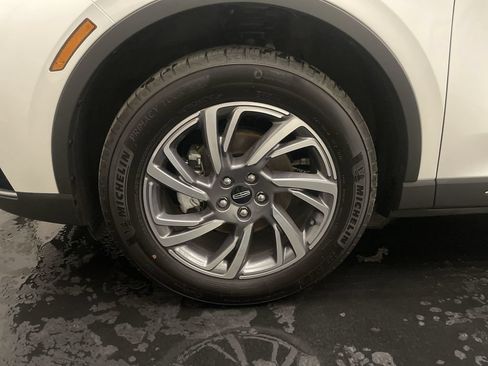 Used 2023 Lincoln Corsair AWD image 26