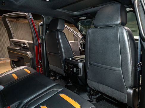 Used 2024 GMC Sierra 3500 AT4 w/ AT4 Premium Plus Package image 27