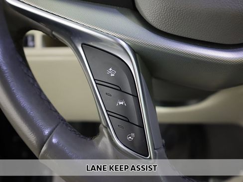 Used 2021 Cadillac XT5 Premium Luxury image 6