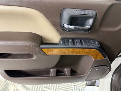 Used 2015 GMC Sierra 1500 SLT w/ SLT Crew Cab Value Package image 11