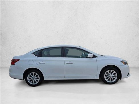 Used 2019 Nissan Sentra SV image 4
