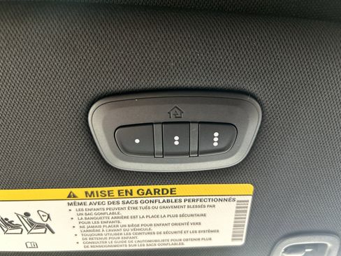 New 2026 Chrysler Pacifica Select image 47