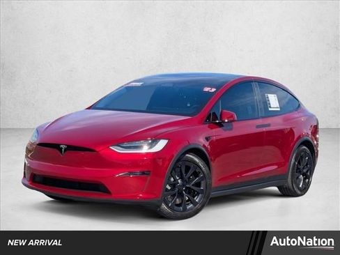 Used 2023 Tesla Model X image 1