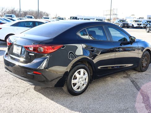 Used 2016 MAZDA MAZDA3 i Sport image 4