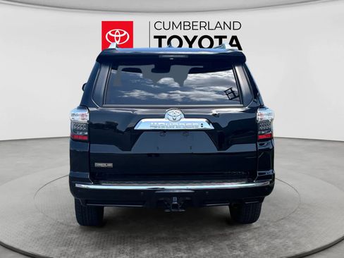 Used 2024 Toyota 4Runner Limited AWD/4WD image 4