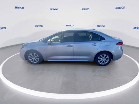 Used 2023 Toyota Corolla LE image 5
