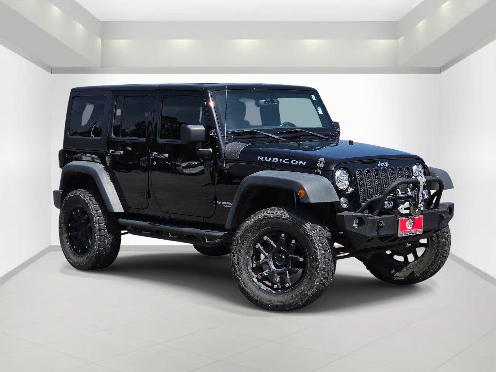Used 2017 Jeep Wrangler Unlimited Rubicon w/ Connectivity Group AWD/4WD image 1