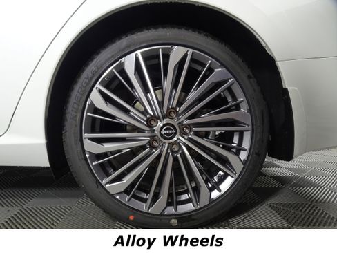 Certified 2025 Nissan Altima 2.5 SL image 14