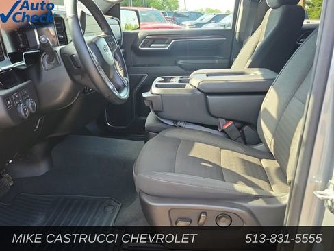 Used 2026 Chevrolet Silverado 1500 RST AWD/4WD image 24