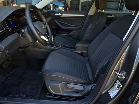 Used 2025 Volkswagen Jetta S FWD image 17