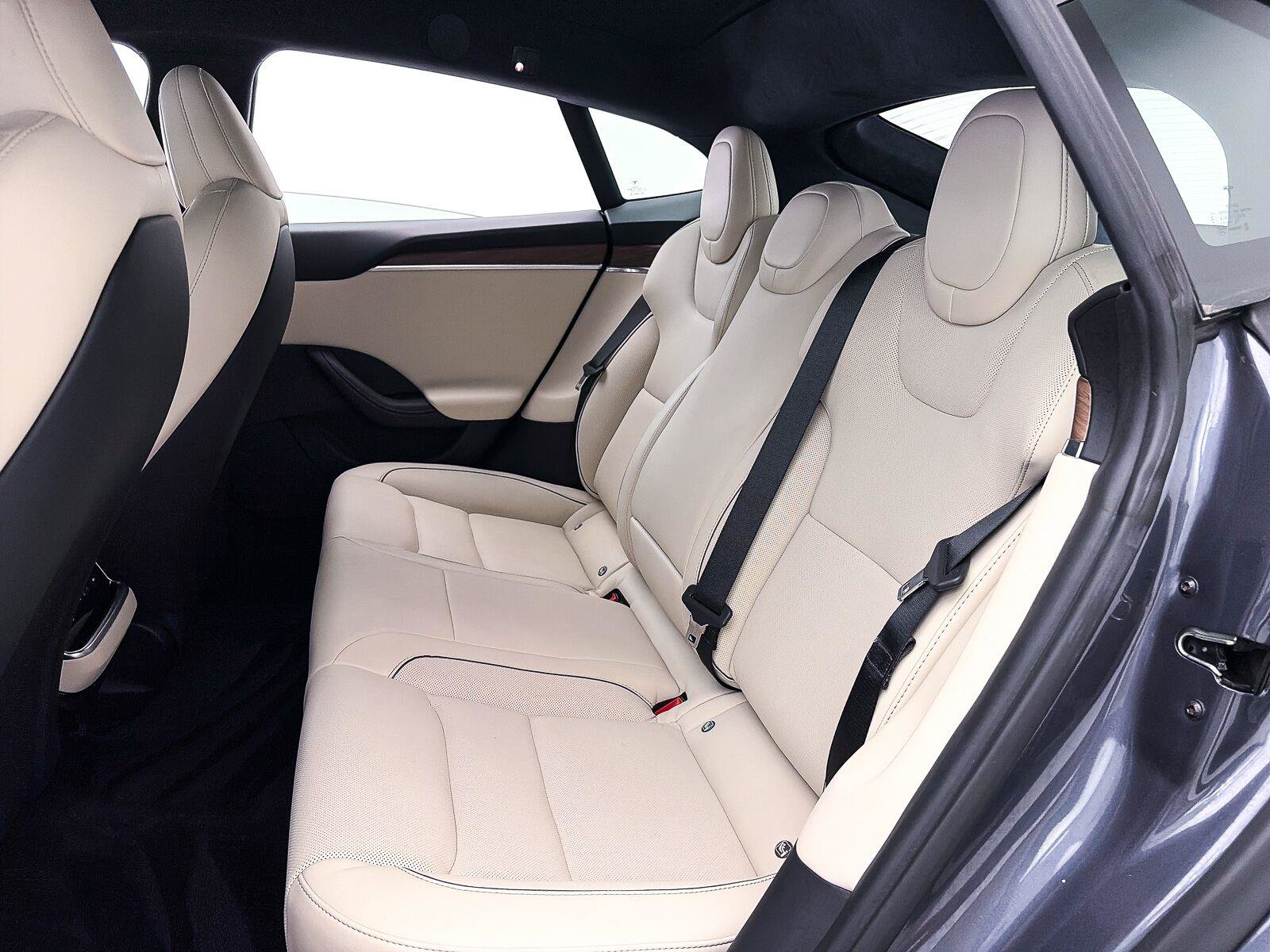 Used 2021 Tesla Model S Plaid AWD/4WD image 37