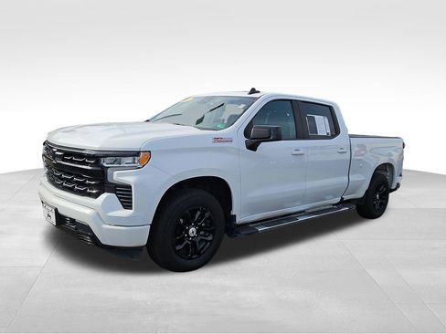 Used 2023 Chevrolet Silverado 1500 RST w/ Z71 Off-Road Package image 3