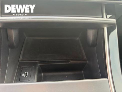 Used 2024 Land Rover Range Rover Velar Dynamic SE AWD/4WD image 21