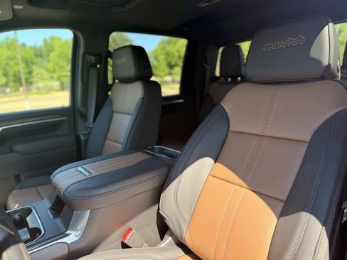 New 2026 Chevrolet Silverado 2500 High Country w/ High Country Premium Package AWD/4WD image 15