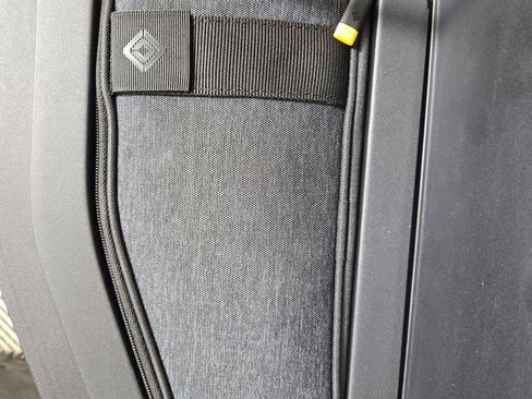 Used 2023 Rivian R1T Adventure AWD/4WD image 32