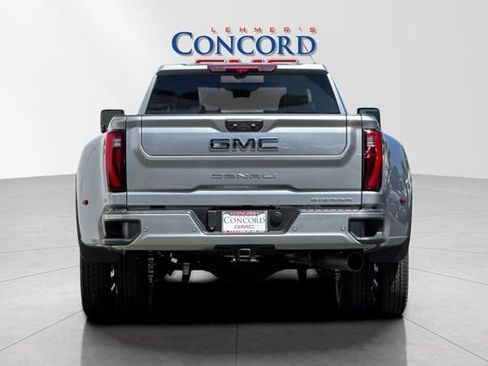 New 2026 GMC Sierra 3500 Denali Ultimate AWD/4WD image 5