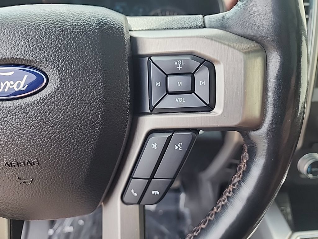 Used 2018 Ford F150 Platinum w/ Technology Package AWD/4WD image 17