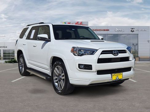 Used 2022 Toyota 4Runner TRD Sport w/ Technology Package image 7